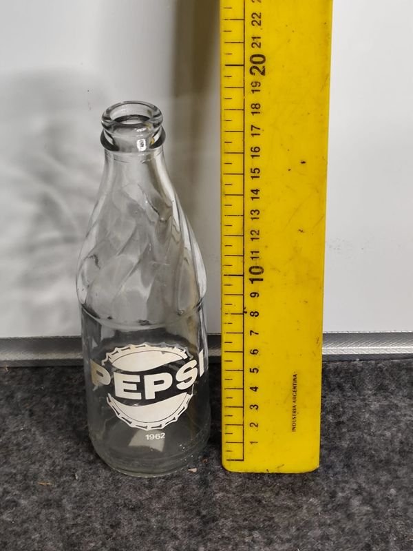 Botella Conmemorativa Pepsi 30 Años "1962" Uruguay