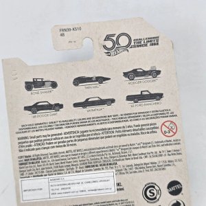 Hot Wheels 50 Aniversario '65 Ford Ranchero Negro y Dorado - imagen 3
