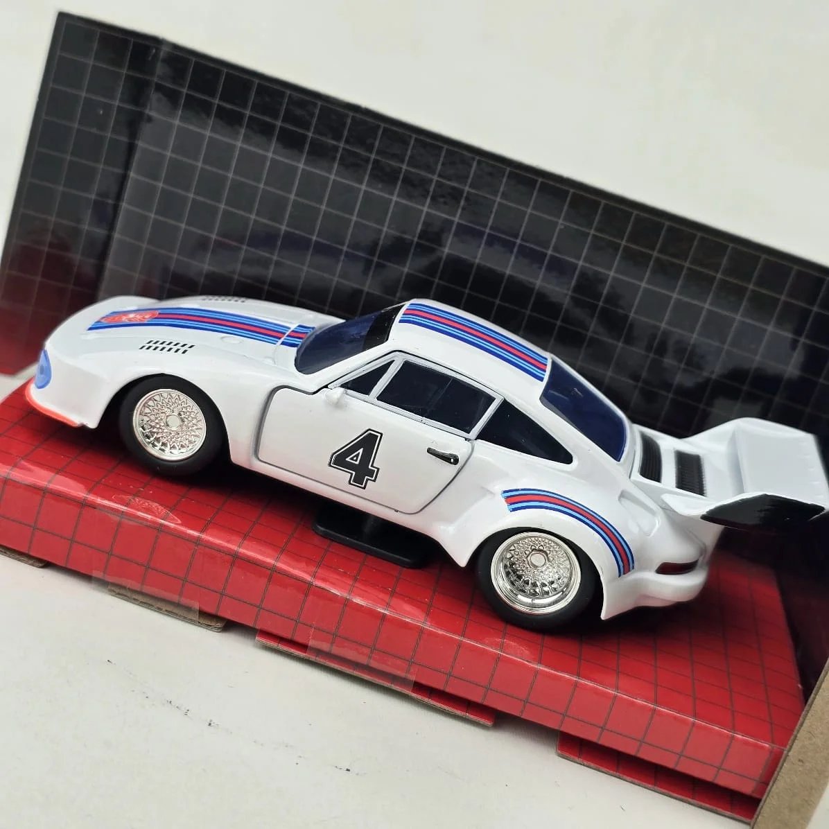 Transformers Jazz Porsche 935 Turbo juguete en miniatura - imagen 8