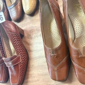 Lote de 5 Pares de Zapatos de Cuero para Mujer - Artesanales Uruguayos - imagen 3