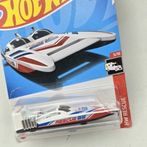 Hot Wheels H2GO Rescue 66 Blanco Rojo - imagen 2