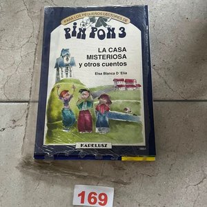 Lote siguiente: La Casa Misteriosa y Otros Cuentos, Colección Pin Pon 3 por Elsa Blanca D'Elía