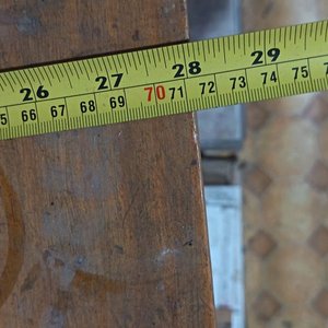 Banco de Trabajo Metálico con Morsa y Estantes - imagen 10