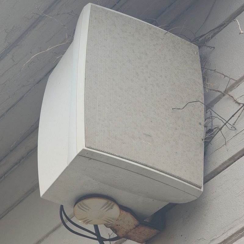 Lotes de parlantes JBL y Thonnet & Vander - imagen 9