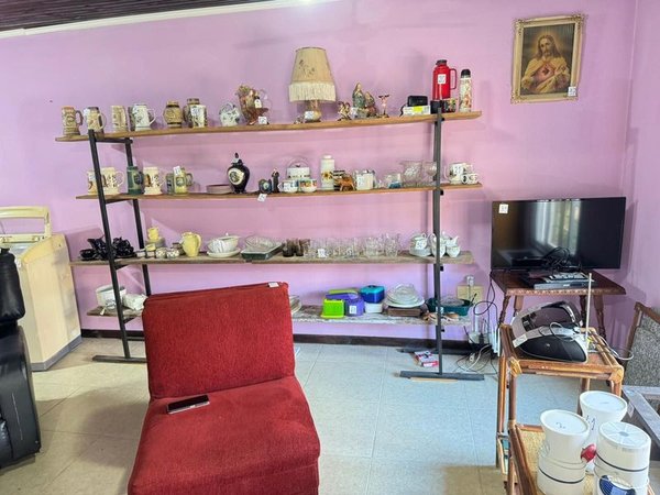Descripción detallada de productos y muebles - imagen 3