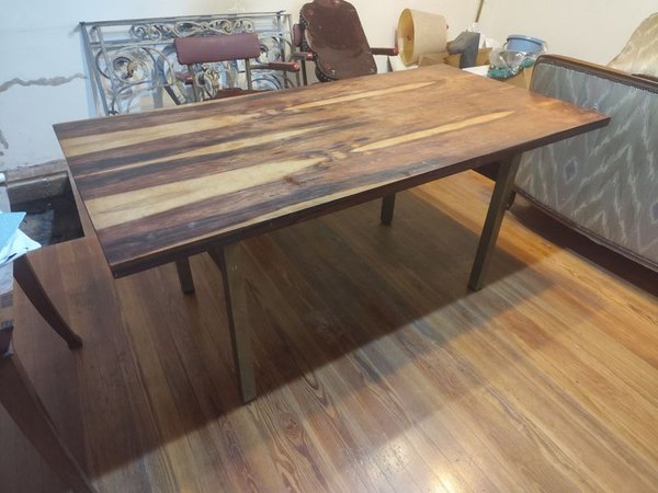 Mesa de Comedor Rectangular con Estructura de Bronce y Tapa de Ébano Enchapada