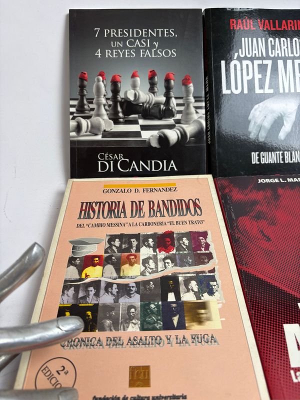 Libros sobre política, espionaje y Tupamaros - imagen 5