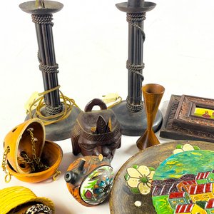 Lote de Lámparas, Platos Decorativos y Cuadros - imagen 3