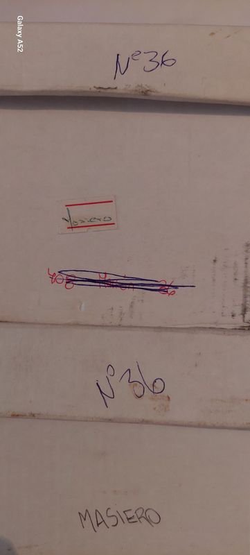 Calzado de cuero negro, excelente condición - imagen 5