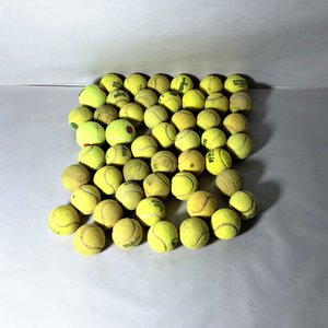 Lote siguiente: Lote de 50 Pelotas de Tenis Wilson y otras marcas