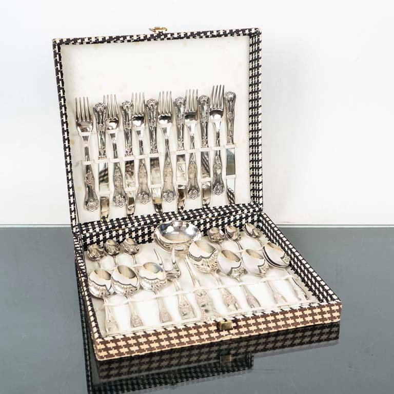 Item 2106439 - Image 0