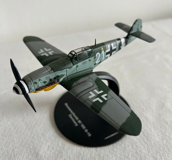 Maqueta Coleccionable Messerschmitt Bf 109 G-10 Segunda Guerra Mundial Escala 1:72 - imagen 1
