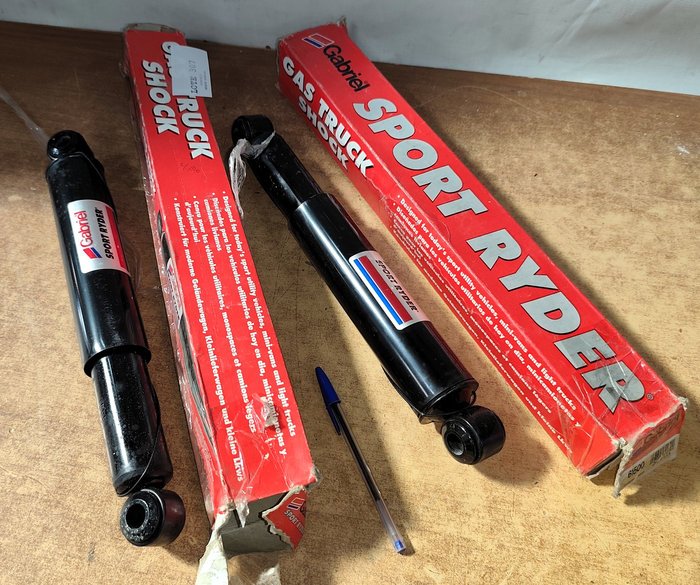 Item 16818 - Image 0