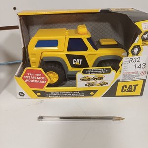 Camión Transformable CAT 2 en 1 con Luces y Sonido - imagen 6
