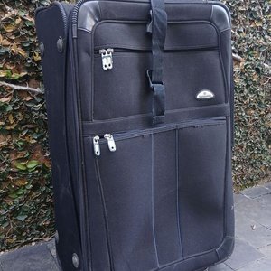 Valija Samsonite Negra Grande con Ruedas - imagen 2