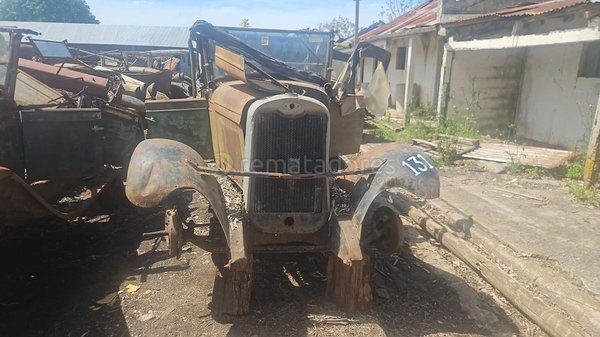 Camioneta Antigua de Colección para Restaurar