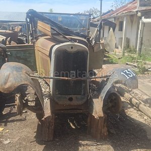 Lote anterior: Camioneta Antigua de Colección para Restaurar
