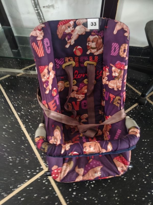 Asiento para Bebé o Niño para Coche