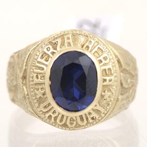 Lote anterior: Anillo de Oro 18k con Piedra Azul y Grabados
