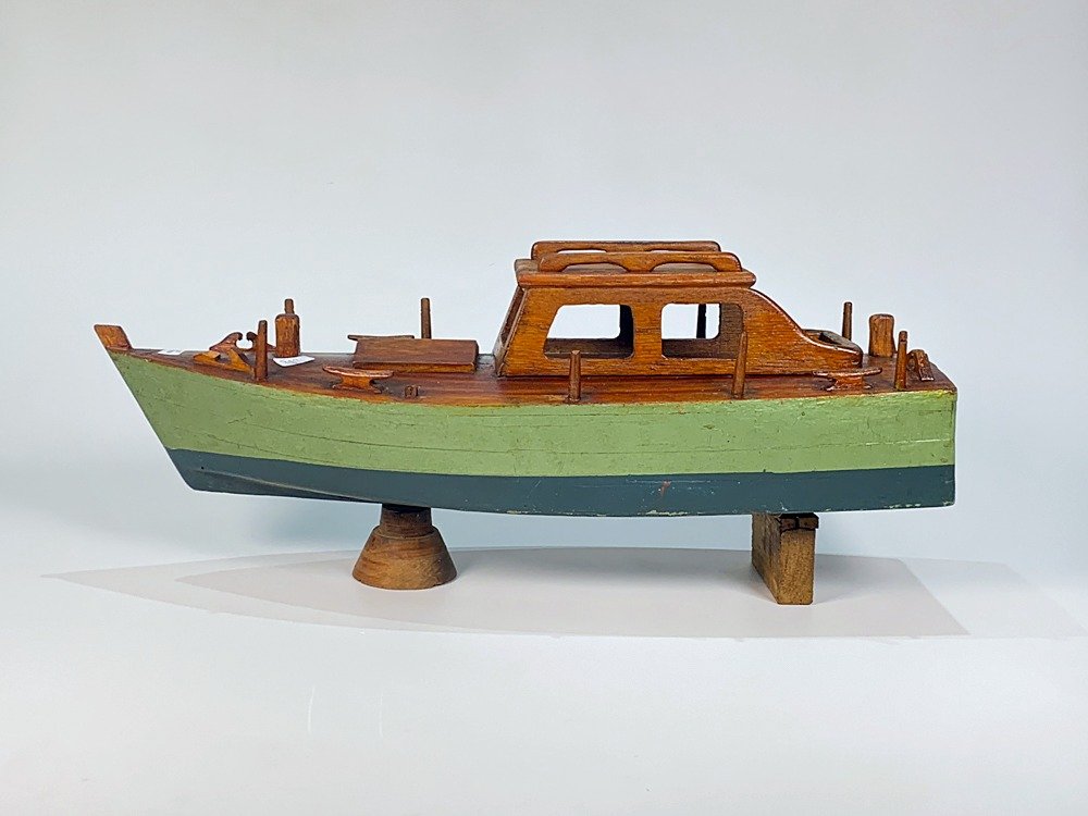 Maqueta de Yate en Madera Color Verde - 61 cm