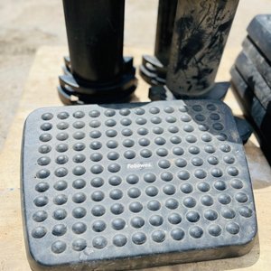 Seis Apoya Pies Ergonómicos Fellowes Negros - imagen 2