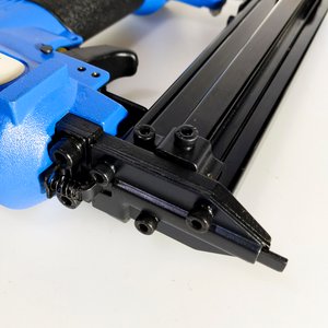 Clavadora neumatica ( caja blanca ) - imagen 5