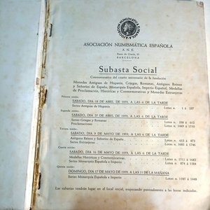Lote de 3 publicaciones numismáticas: 2 catálogos de subastas y revista Numisma - imagen 2