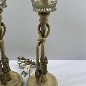 Par de Lámparas de Mesa Vintage con Detalle de Nudos y Borlas - imagen 3