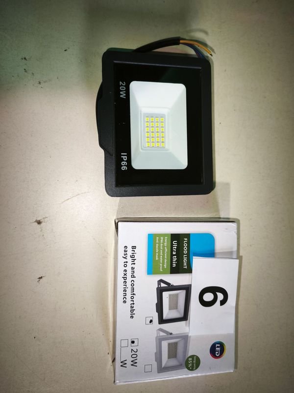 Foco LED Exterior 20W IP66 Ultra Delgado - imagen 1