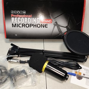 Micrófono de Condensador Profesional con Soporte Articulado y Filtro Antipop - imagen 4