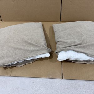Dos Almohadones Mannes Naturales Texturizados 42x42cm - imagen 3