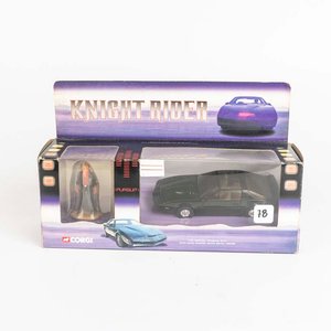 Lote anterior: Auto Pontiac Transam de la serie de TV El auto fantastico con figura, escala 1/36 colección Corgi en su caja original
