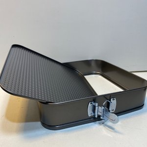 Set de 3 Moldes Desmontables para Repostería: Corazón, Cuadrado y Redondo - imagen 9