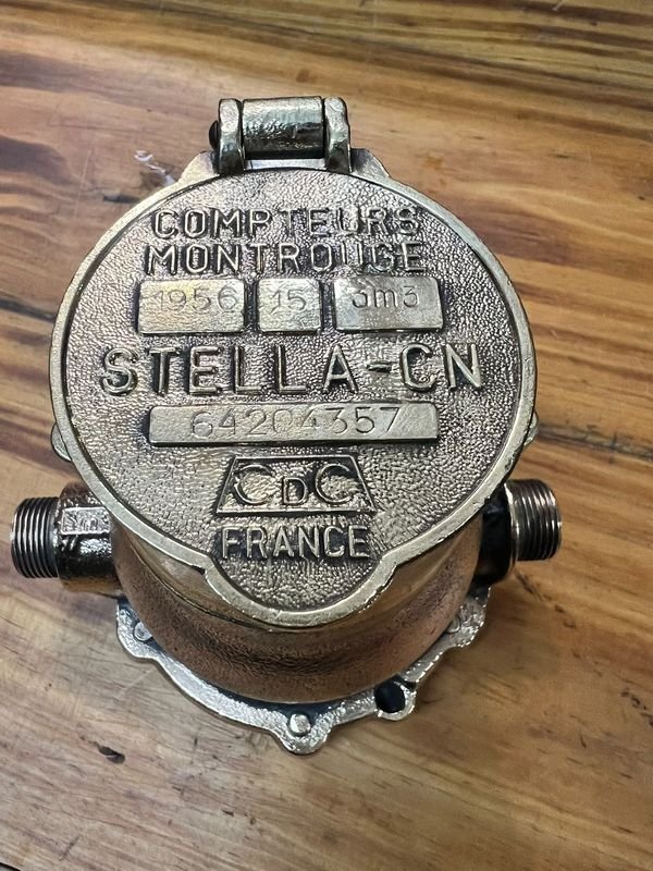 Antiguo Contador de Agua de Bronce Stella-CN Francia
