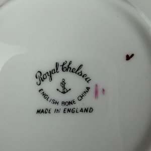 Taza y platillo de porcelana Royal Chelsea, estilo inglés - imagen 2