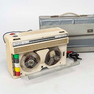 Grabador de Cinta Geloso Vintage con Estuche - imagen 2