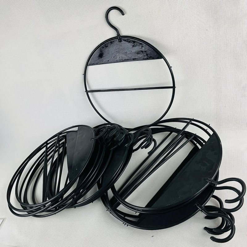 Perchas para exhibición de bikinis y accesorios - imagen 4