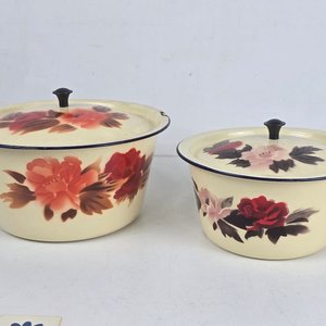 Lote Surtido de Artículos de Cocina Vintage: Ollas Enlozadas, Latas Decoradas y Más - imagen 3