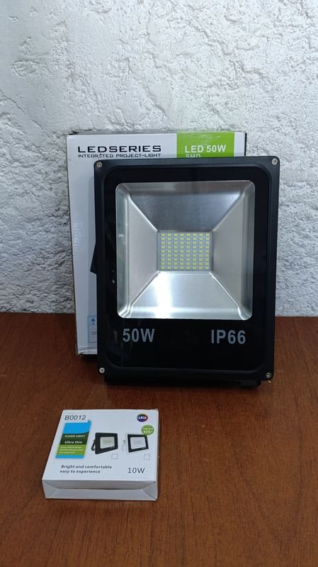 Lote anterior: Focos Led 50 w y 10 w - Luces LED de alta calidad