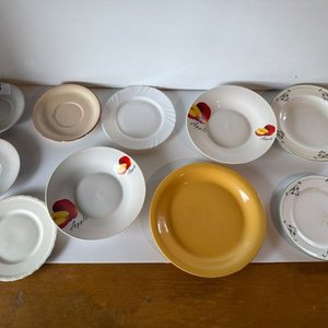 Lote anterior: Lote de Platos de Loza Variados