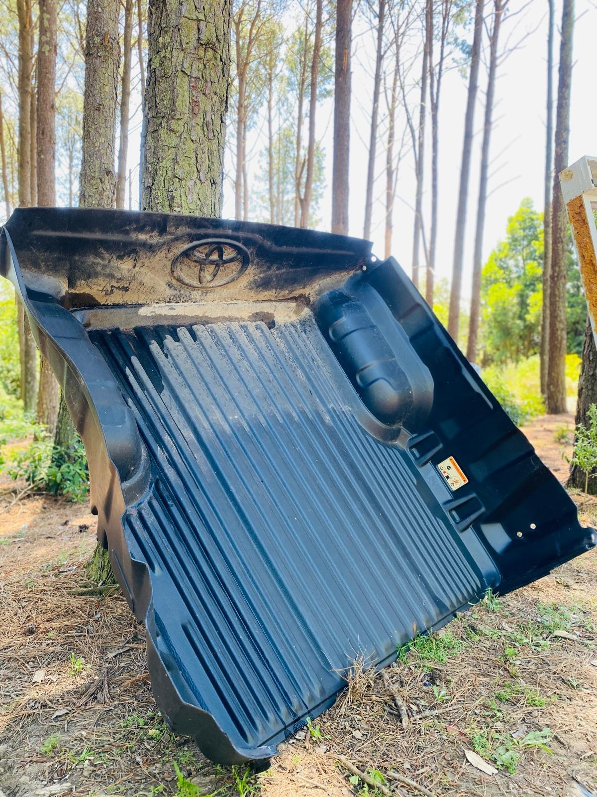 Item cubre-caja-para-camioneta-toyota - Image 1