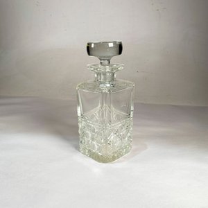 Lote anterior: Botellón de Cristal Tallado con Tapón