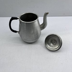 Cafetera Antigua de Aluminio con Tapa Negra - imagen 6