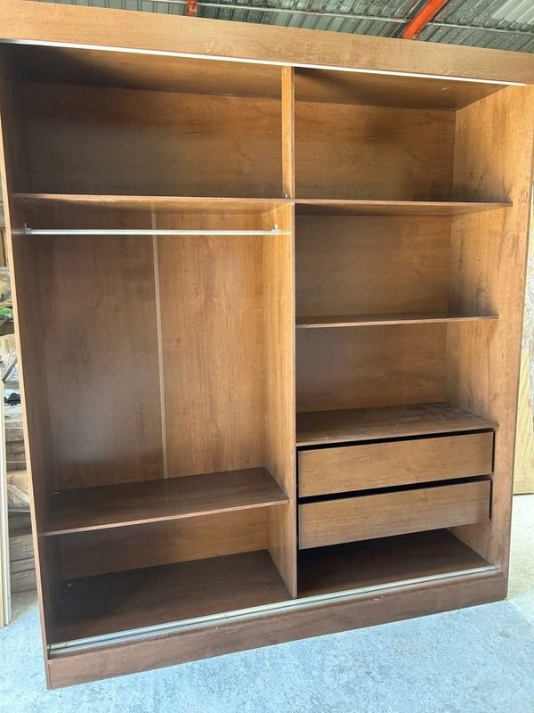 Item 843089 - Image 1