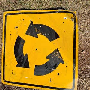 Lote siguiente: Cartel de señalización de Rotonda