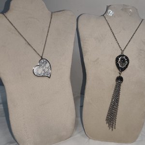 Lote de 50 Piezas de Joyería Nueva en Acero Quirúrgico: Collares, Pulseras y Más - imagen 4