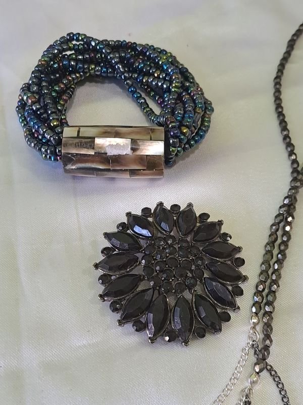 Item 879678 - Image 1