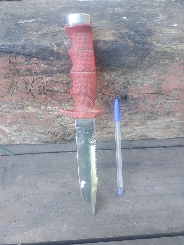 Cuchillo Antiguo Japonés con Hoja Sellada