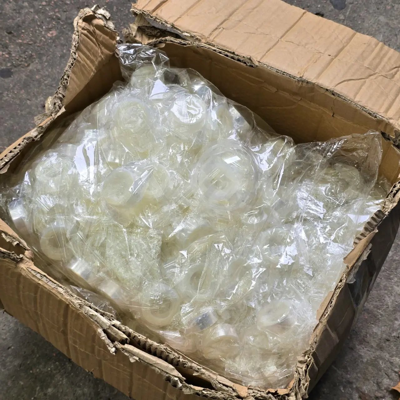 Cintas para globos en caja de cartón - imagen 1
