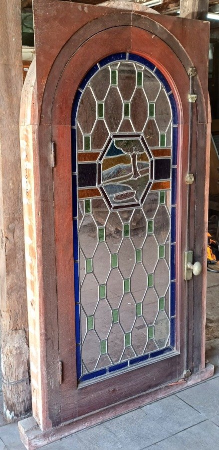 Ventana antigua con vitraux en excelente estado - imagen 4